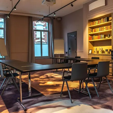 Western Urban 3* Lille